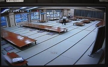 国民宿舎に設置された防犯カメラ大広間の映像